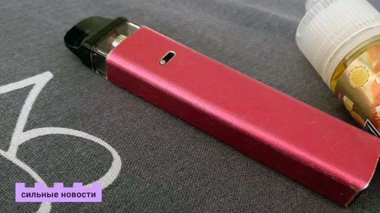 «Родители запрещали мне курить, а сами выкуривали по две пачки в день». Подростки Гомеля рассказали про свои вредные привычки и как они с ними борются