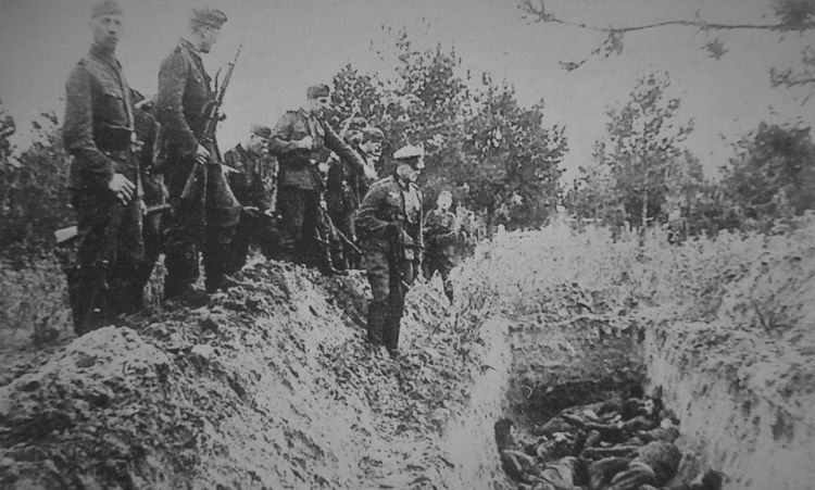 «Стрелял женщине в голову, а потом – в ее грудного ребенка». Уроженца Гомельщины Ермольчика должны были расстрелять много лет назад, но он избежал возмездия. «Сильные Новости» рассказывают, почему этого не случилось  