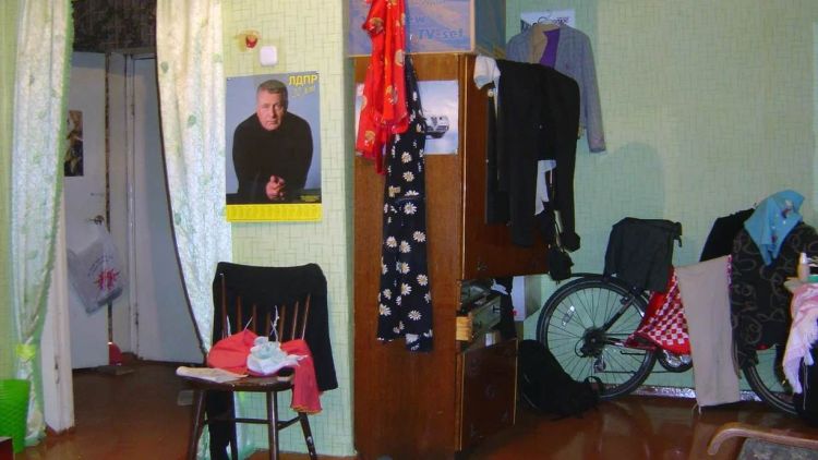 «Кричала, что отравлюсь здесь угарным газом». Выпускники вузов и колледжей Гомельщины вспоминают, как приехали работать по распределению